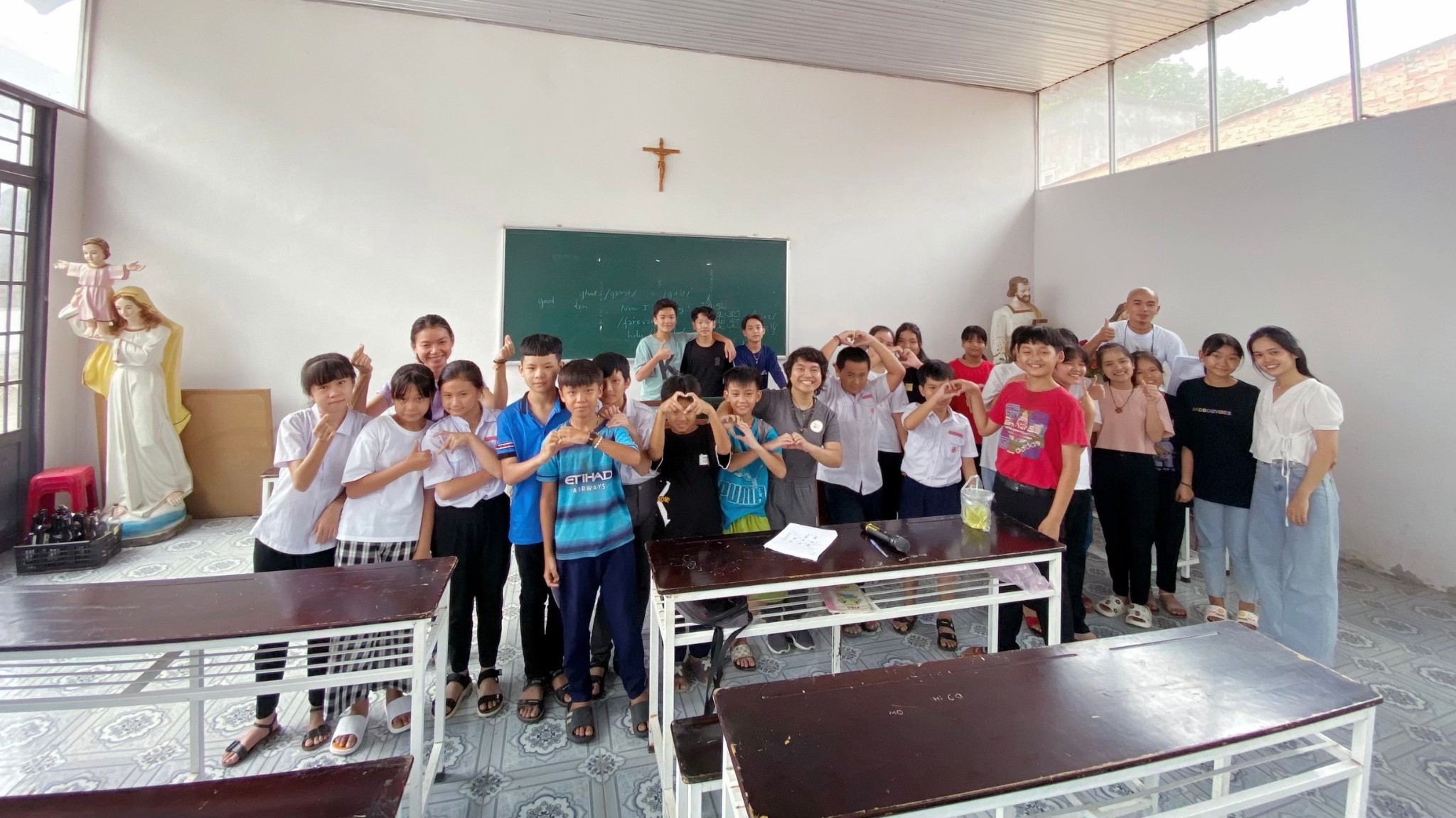 Lớp tiếng anh cho các em nhỏ công giáo