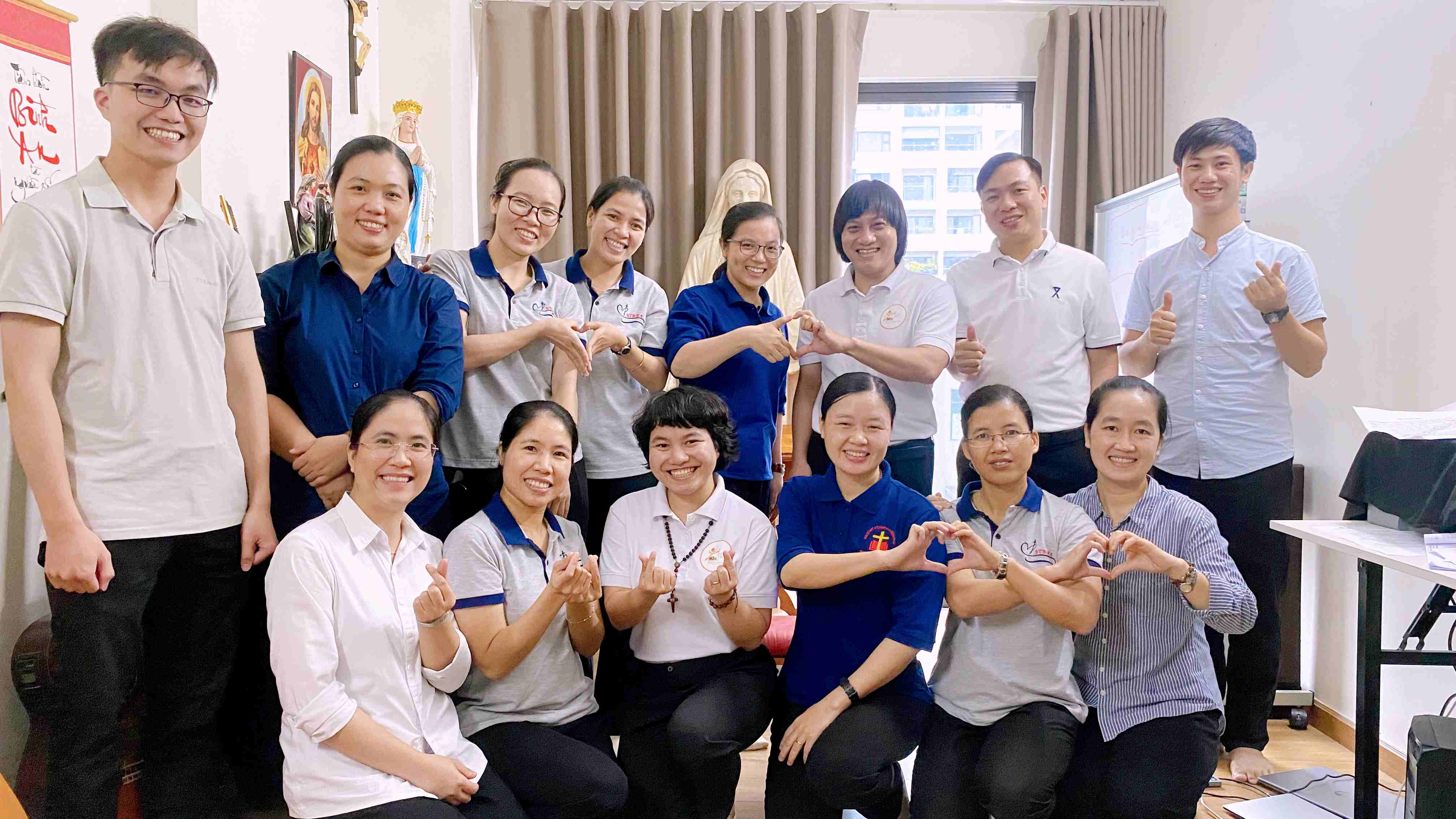 Lớp tiếng anh cho Tu Sĩ tại nhà